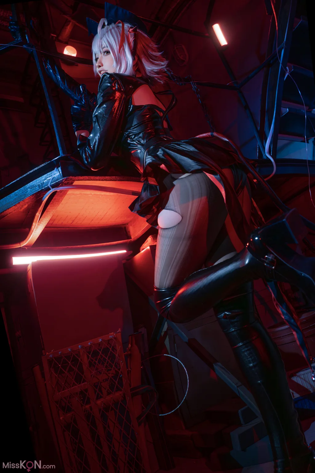 Coser@山崎雷纳: W (33 photos)