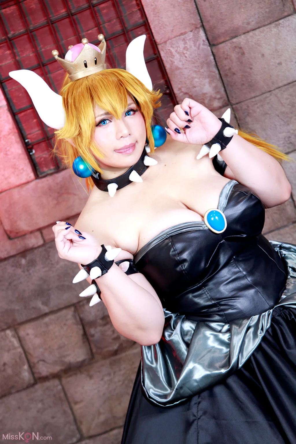 Coser@蝶月真綾: 魔王城のお姫さま (102 photos + 1 video)