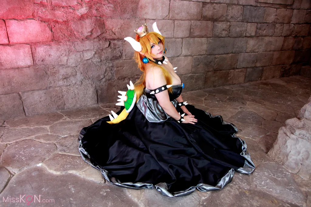Coser@蝶月真綾: 魔王城のお姫さま (102 photos + 1 video)