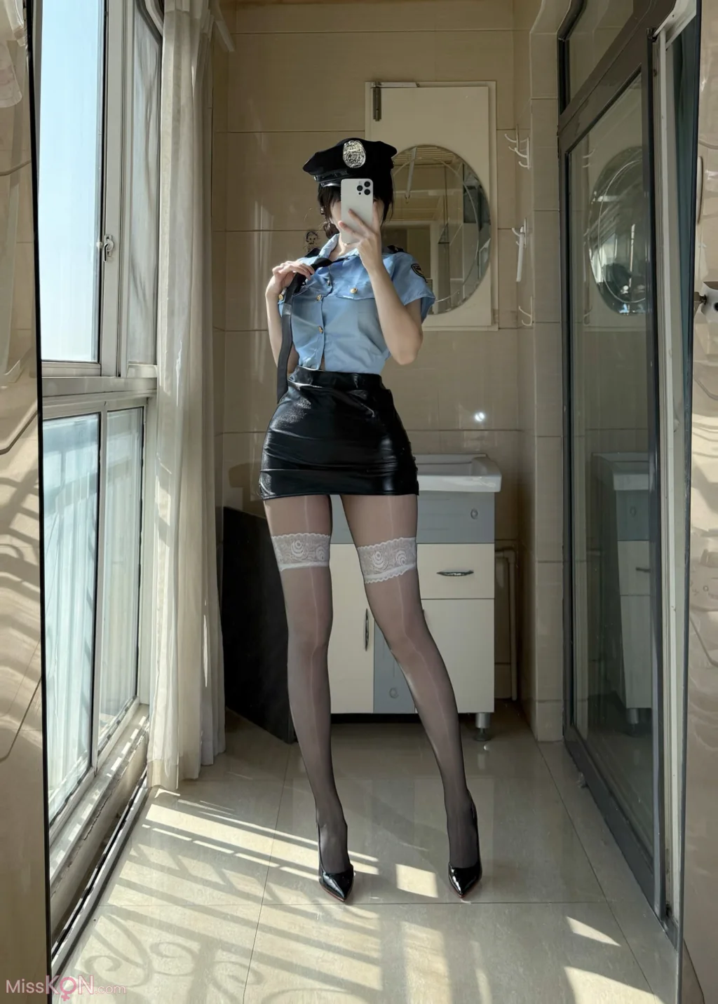 Coser@不可爱羚: 高价定制 女警制服 (48 photos + 8 videos) – Page 2