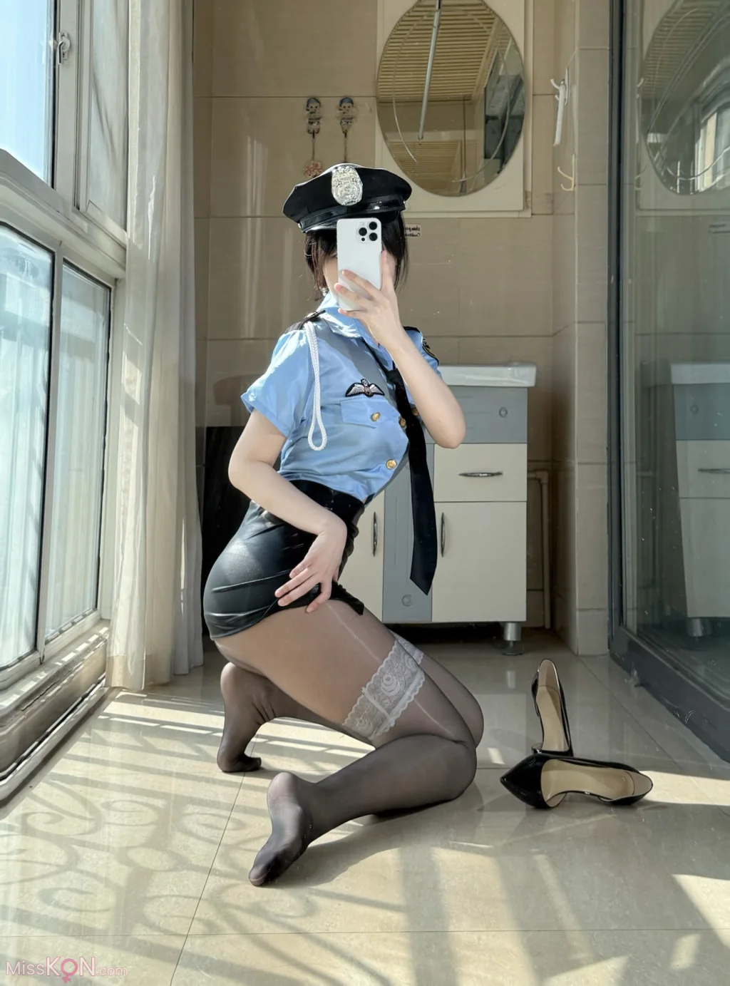 Coser@不可爱羚: 高价定制 女警制服 (48 photos + 8 videos) – Page 2