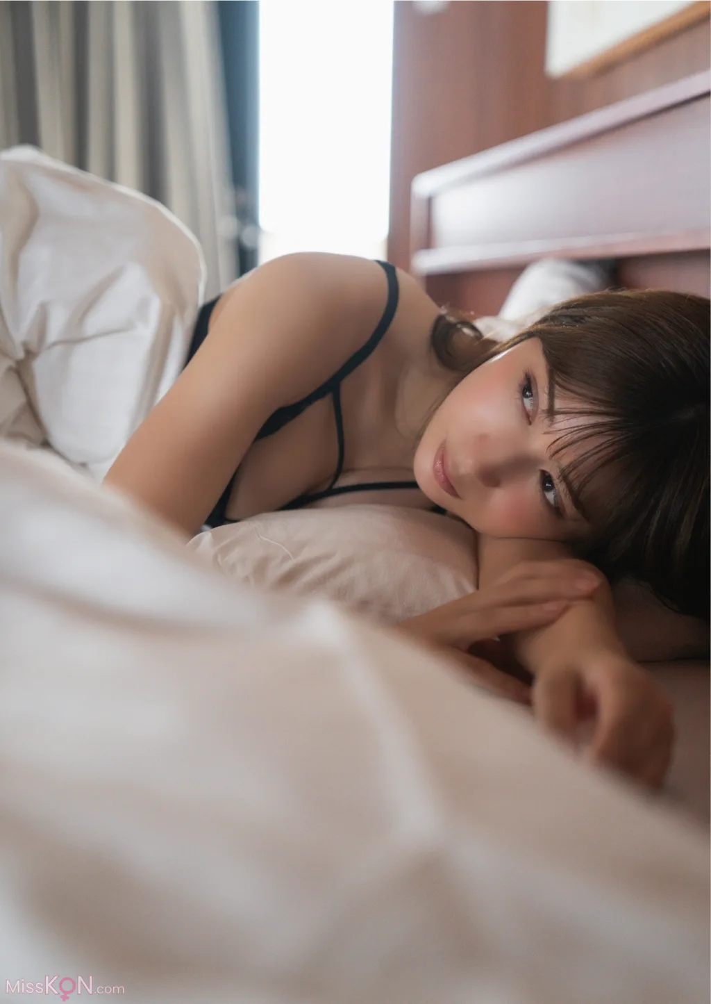 [JP] Risa Yukihira (雪平莉左):【デジタル限定 YJ PHOTO BOOK】写真集「キミが微笑めば…」 (52 photos)