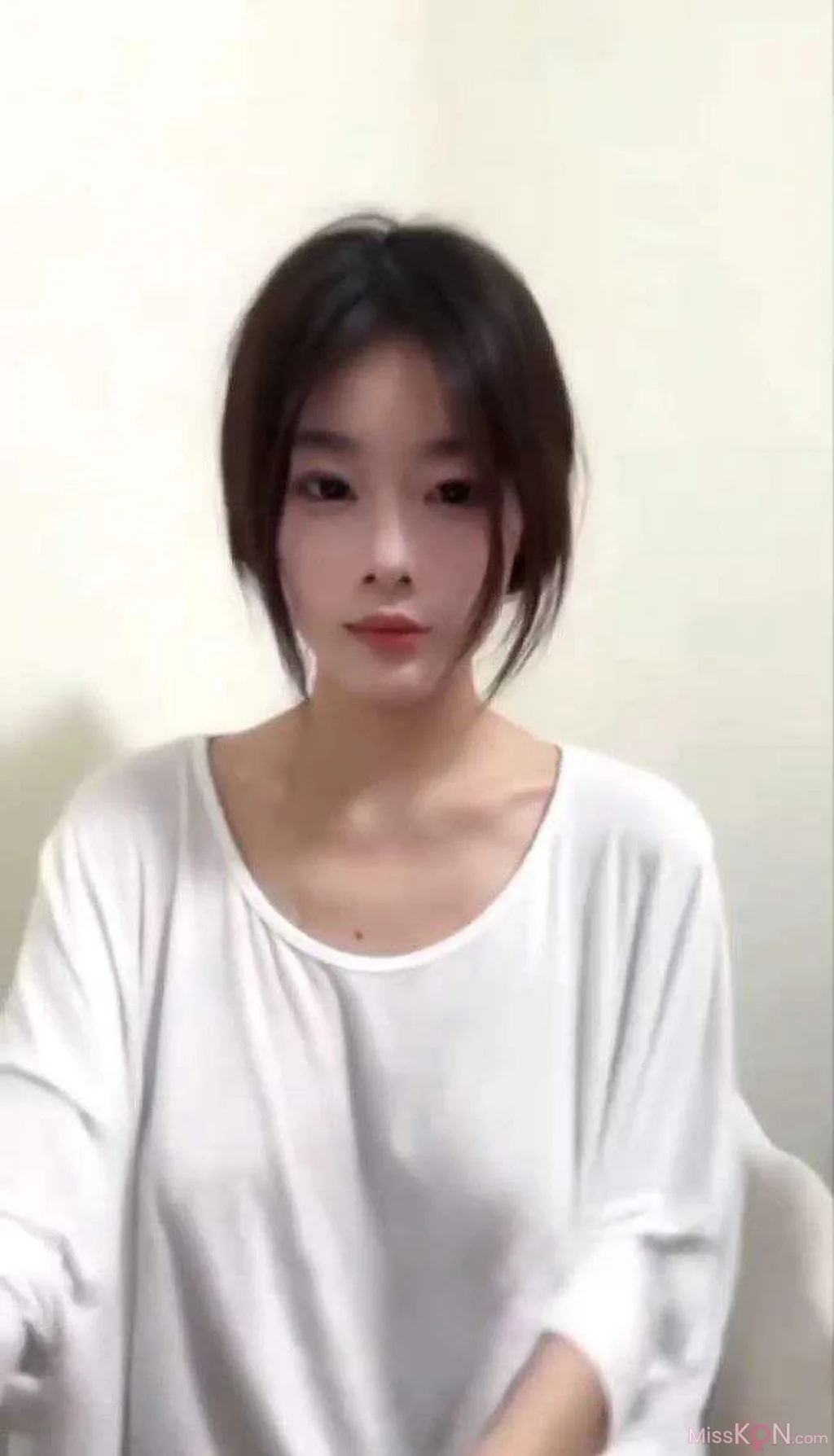 何时困: 七彩主播 抖音24w粉丝颜值博主 (22 photos + 15 videos) – Page 2