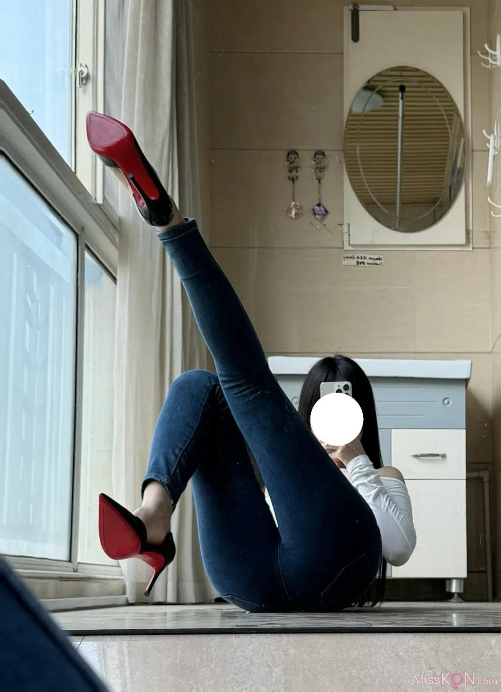 Coser@不可爱羚: 牛仔裤 (28 photos + 7 videos)
