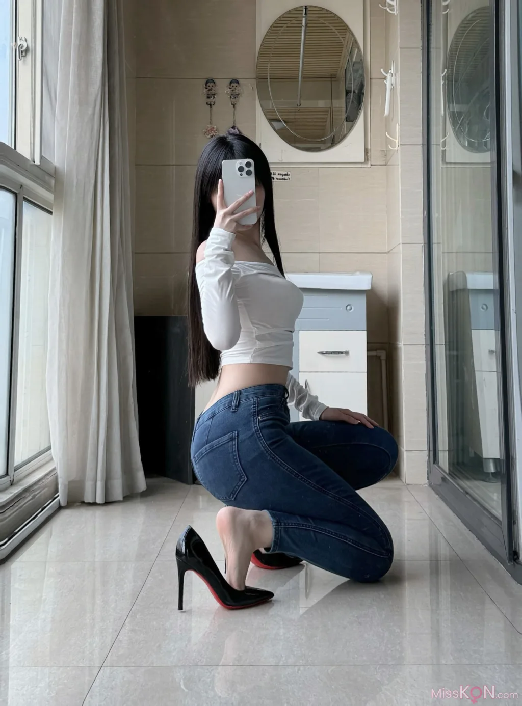Coser@不可爱羚: 牛仔裤 (28 photos + 7 videos) – Page 2