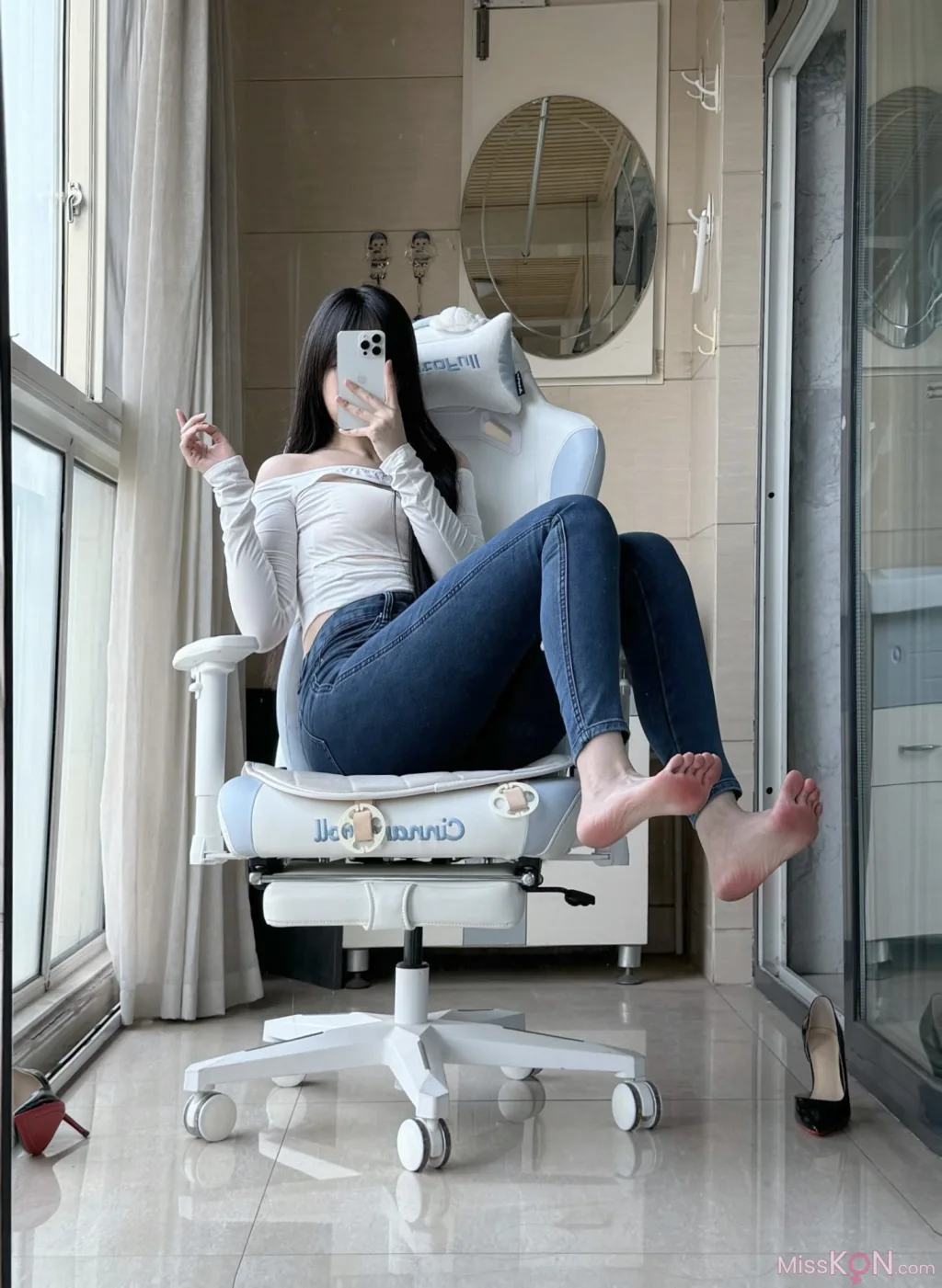 Coser@不可爱羚: 牛仔裤 (28 photos + 7 videos) – Page 2