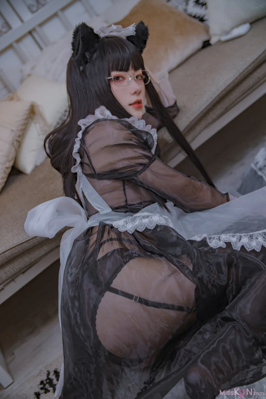 Coser@起司块wii: 会长是女仆大人 (44 photos)