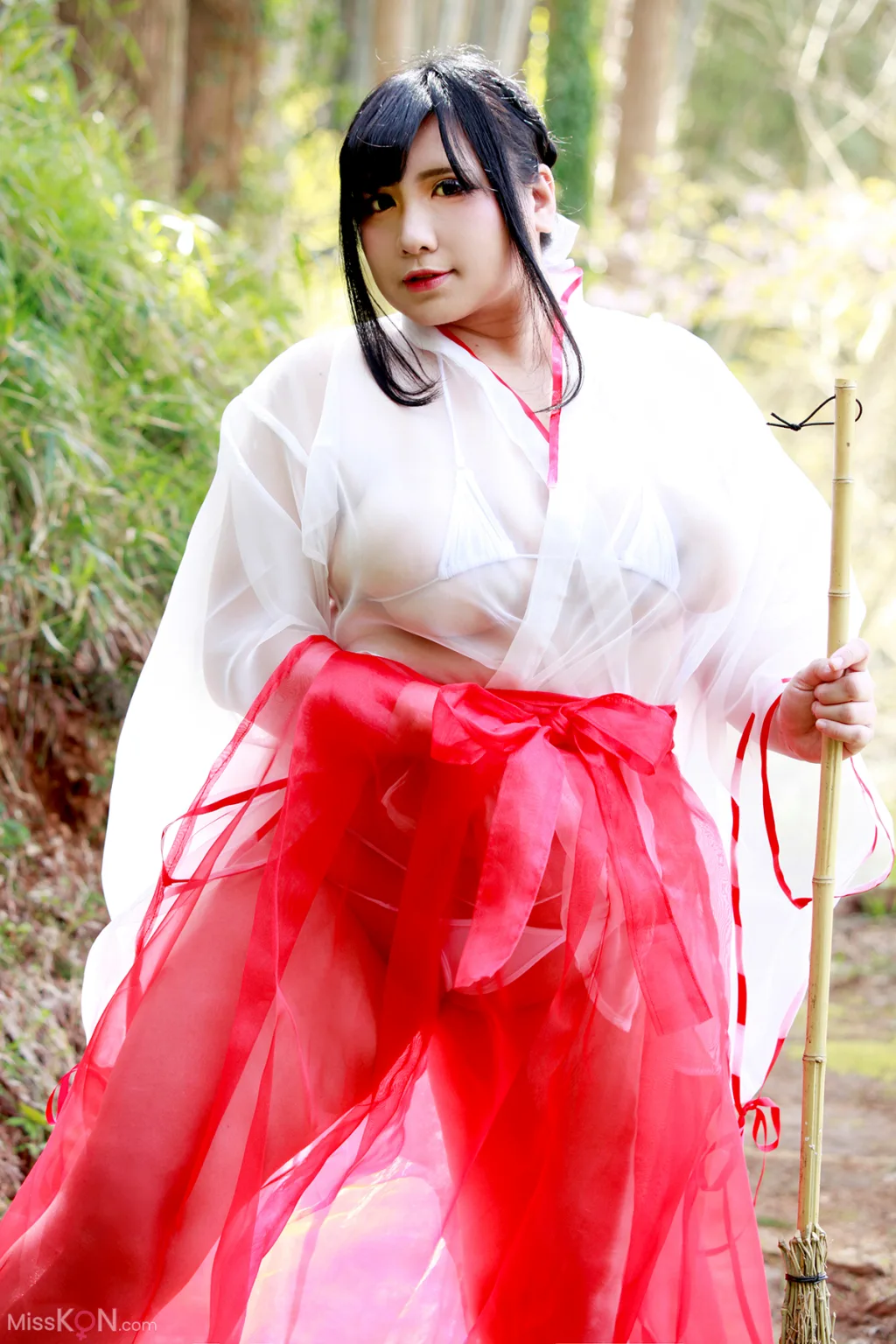 Coser@蝶月真綾: 裏巫女の遊穢れ (199 photos)