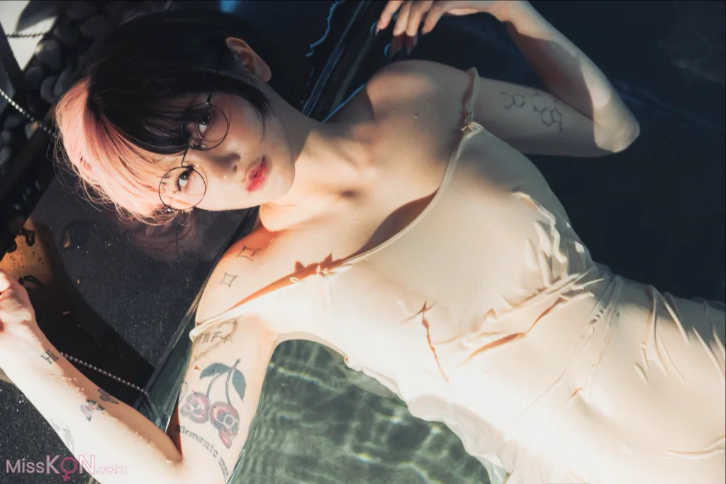 [JP] ちゅきめろでぃ: 2nd 写真集『一泊二日』 (183 photos)