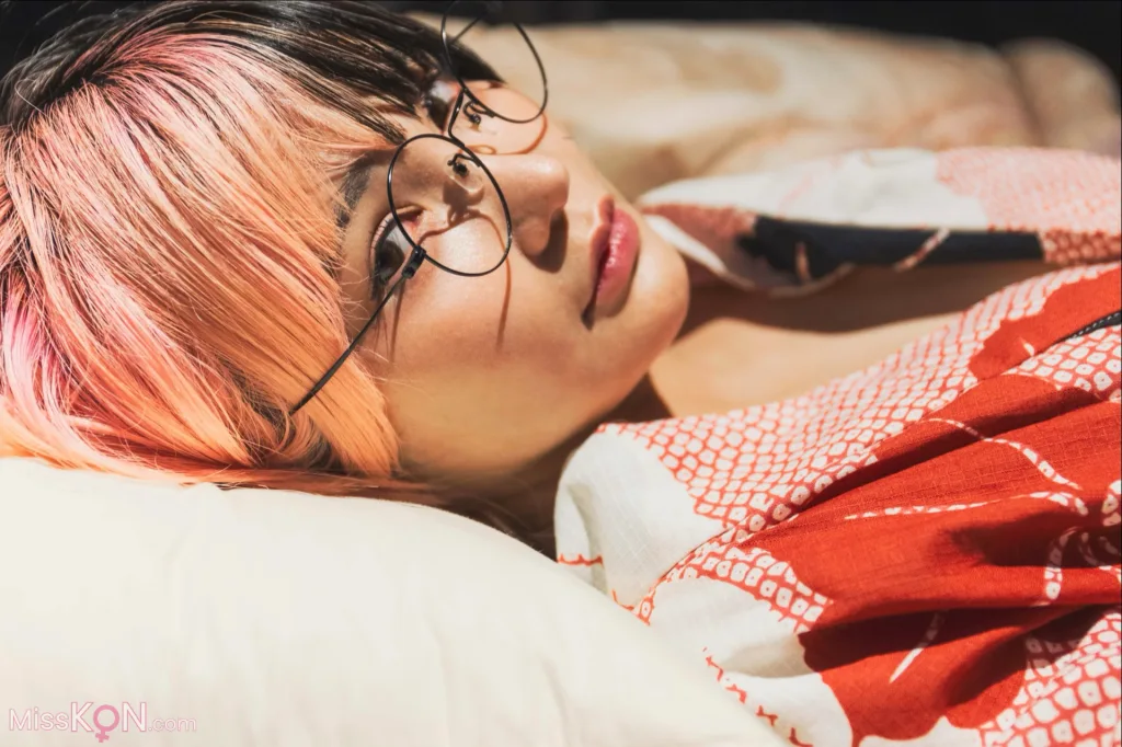 [JP] ちゅきめろでぃ: 2nd 写真集『一泊二日』 (183 photos) – Page 2