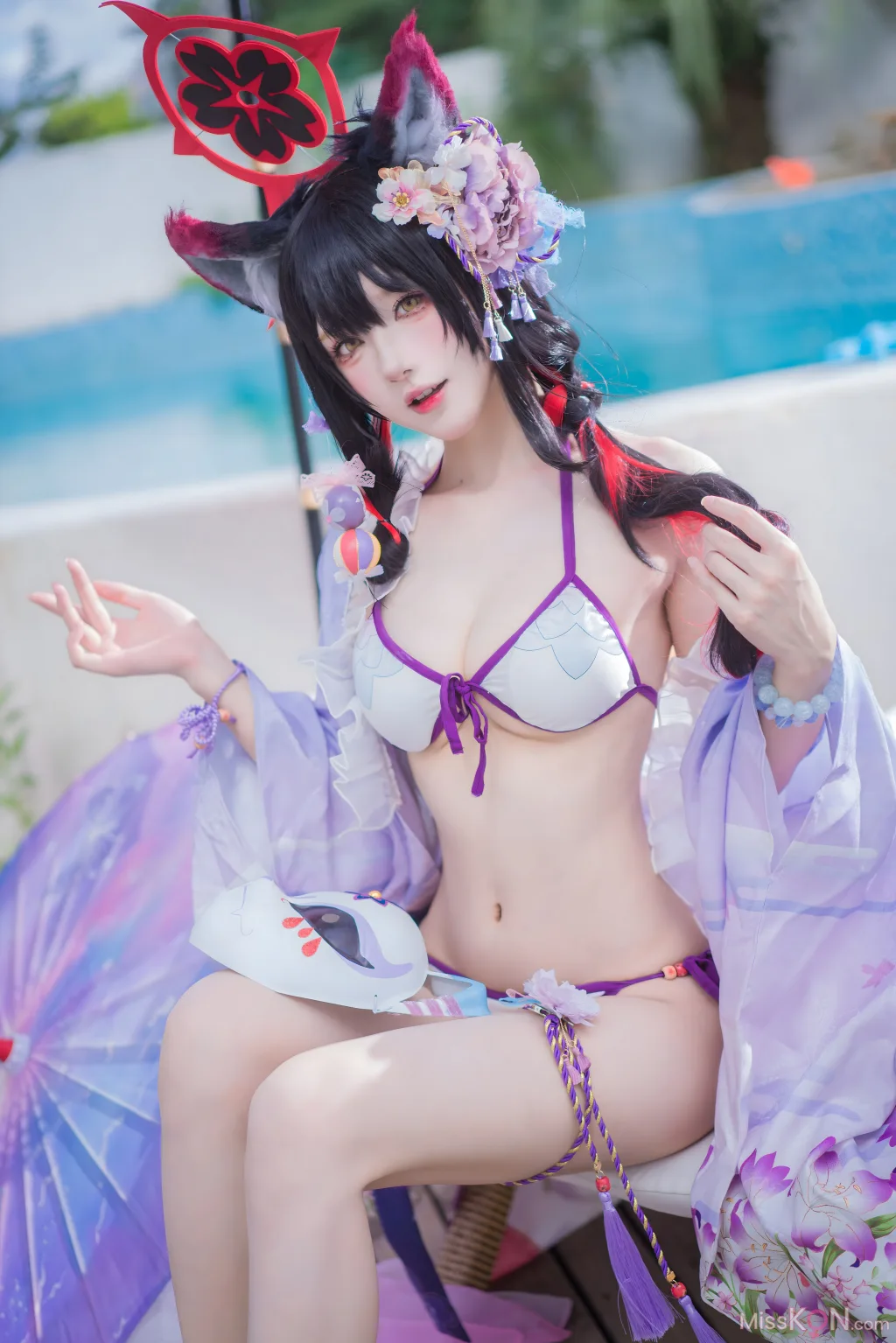 Coser@阿包也是兔娘: 蔚蓝档案 狐坂若藻 水着 (32 photos)