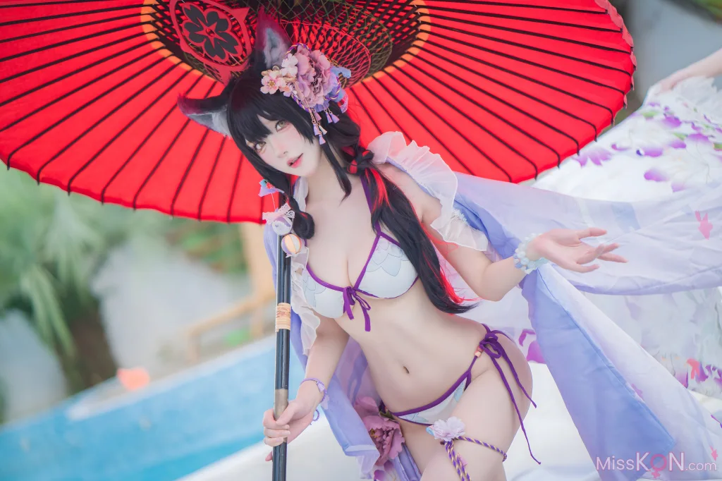 Coser@阿包也是兔娘: 蔚蓝档案 狐坂若藻 水着 (32 photos)