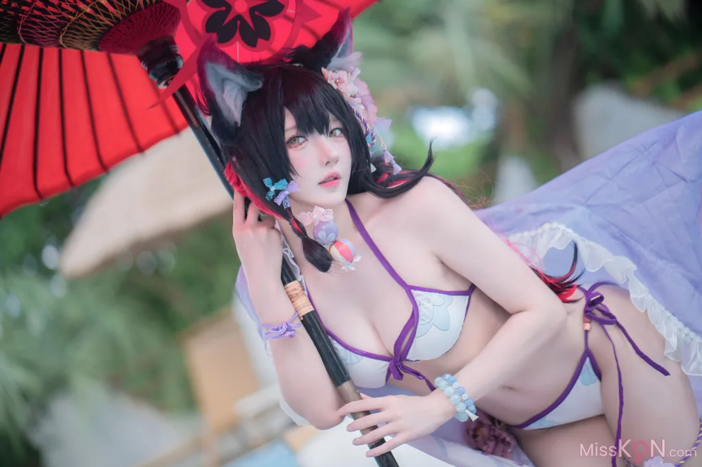 Coser@阿包也是兔娘: 蔚蓝档案 狐坂若藻 水着 (32 photos)