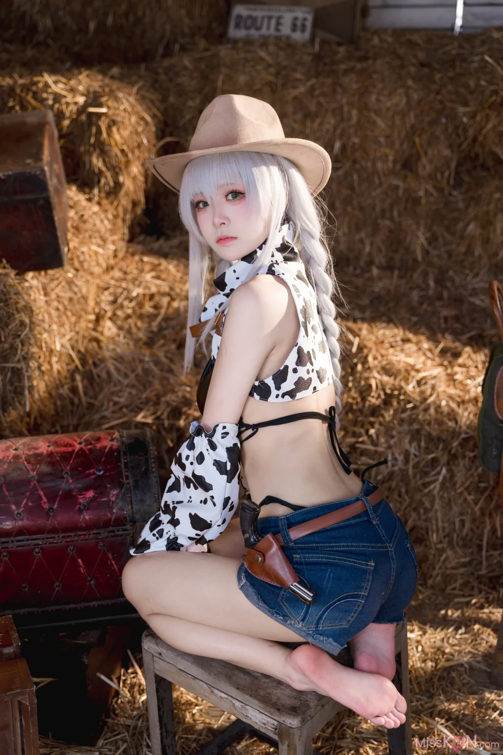 Coser@九柒喵: 碧蓝航线 法戈 纯白热潮 (53 photos)