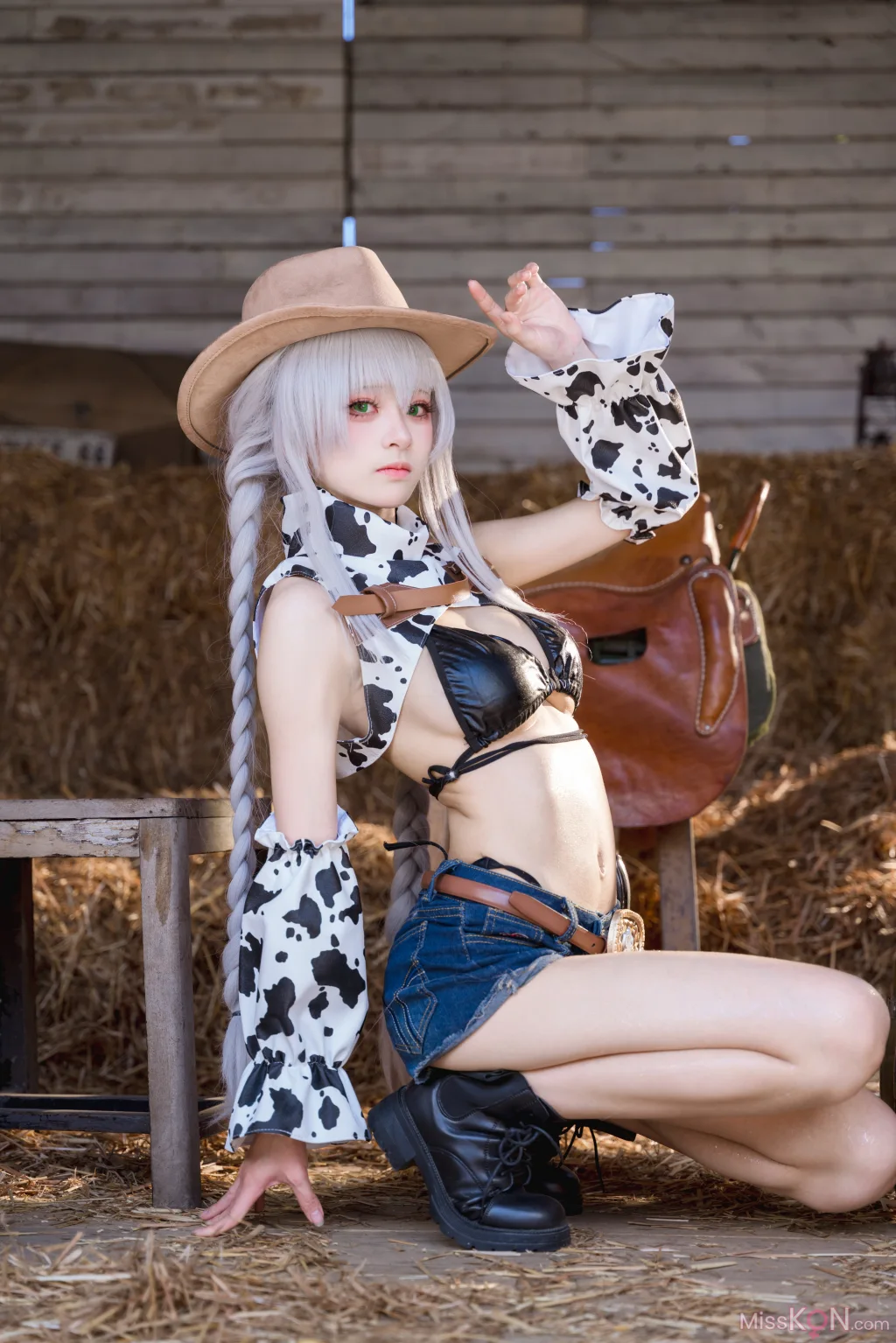 Coser@九柒喵: 碧蓝航线 法戈 纯白热潮 (53 photos) – Page 2