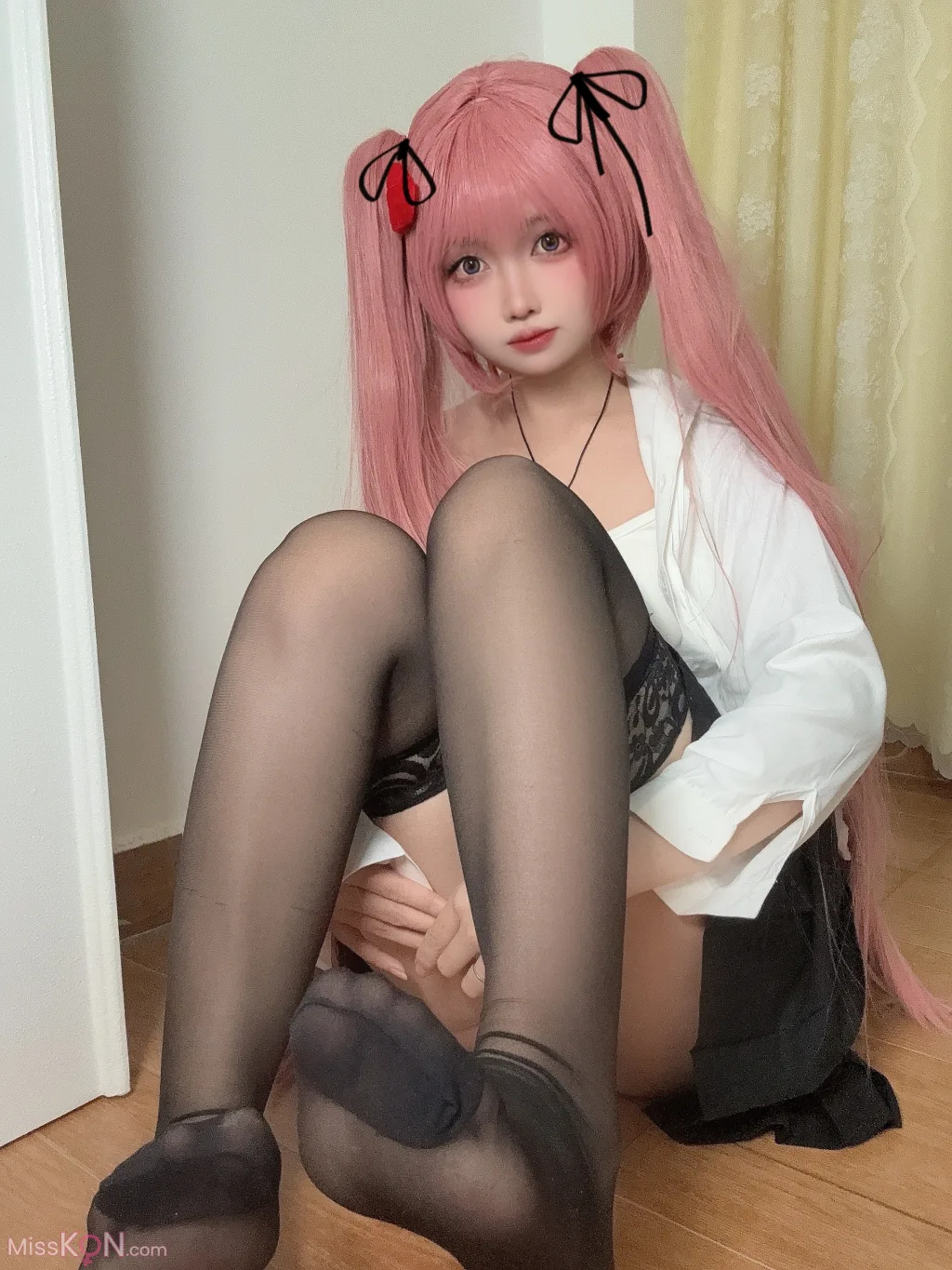 Coser@洛桑w伊梓: 会员专属 学妹黄裙 (34 photos)