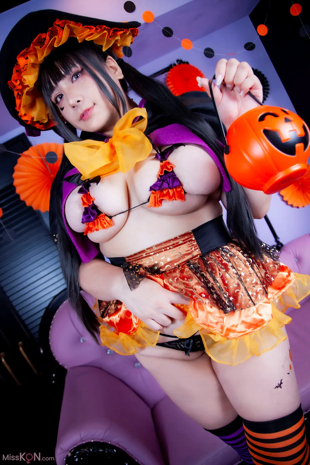Coser@蝶月真綾: いたずら好きの魔女さん (169 photos)