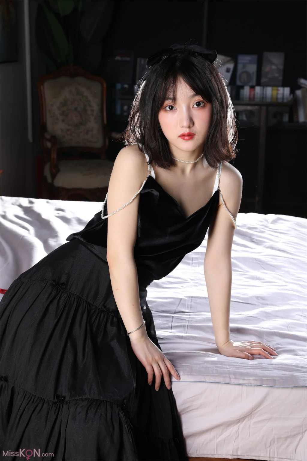 [Private Photoshoot] 小不点: 行色模特 黑色礼服 (150 photos) – Page 2