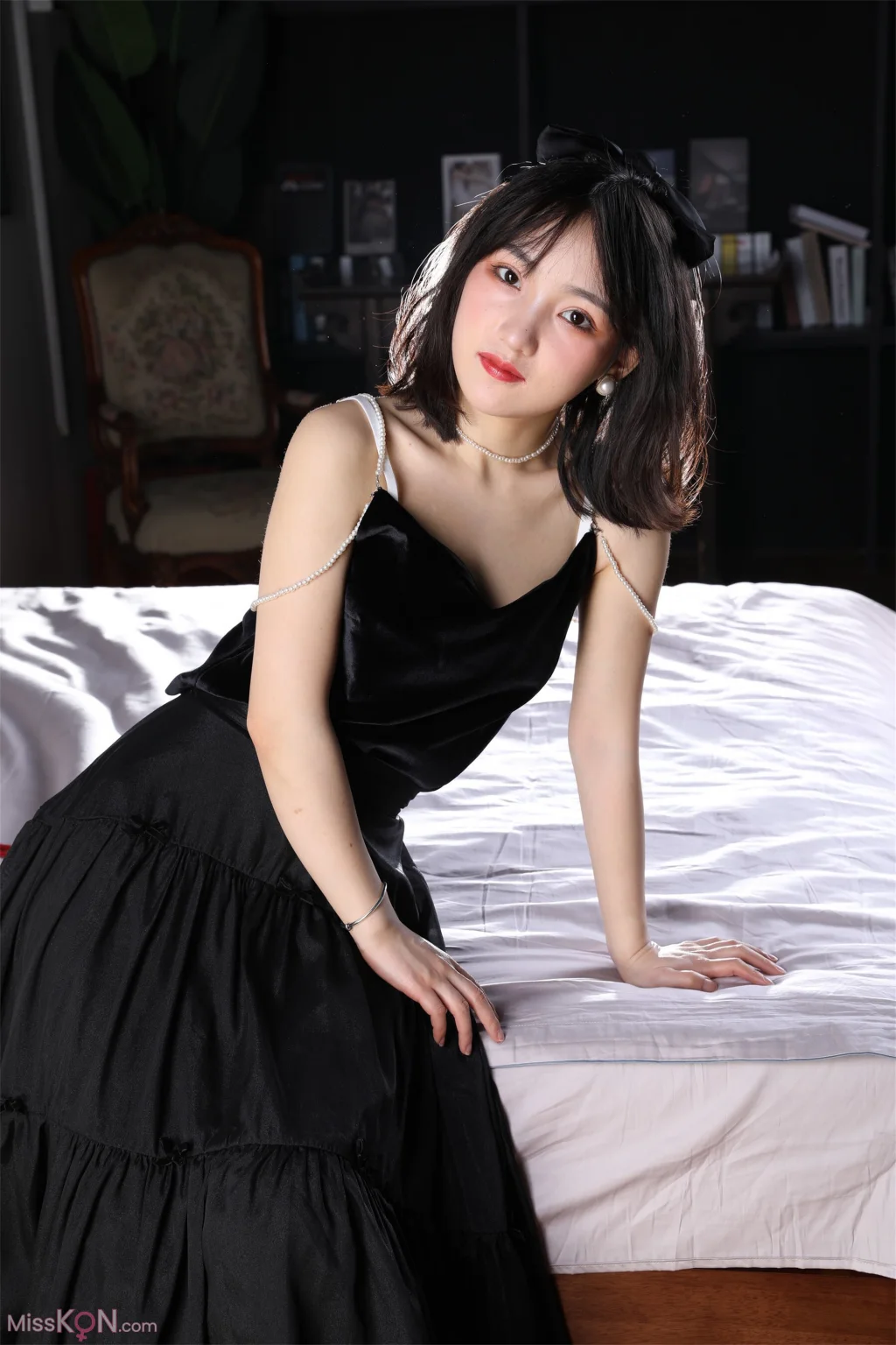 [Private Photoshoot] 小不点: 行色模特 黑色礼服 (150 photos) – Page 3
