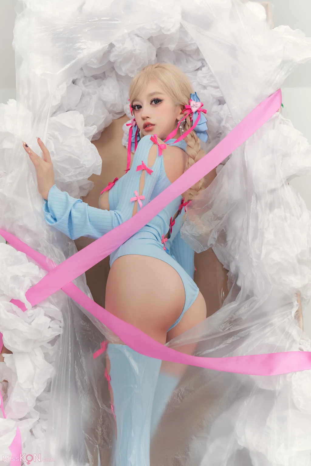Coser@过期米线线喵: 异世界玩偶 (56 photos)