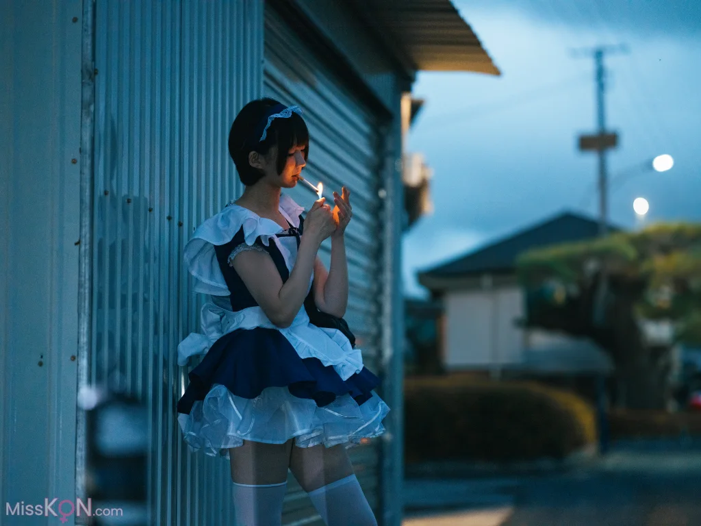 Coser@NAGISA魔物喵: メイドさんの仕事が終わったら💼 (29 photos)