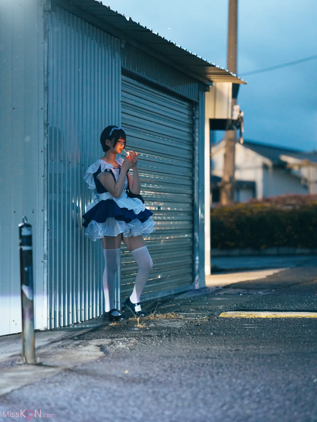 Coser@NAGISA魔物喵: メイドさんの仕事が終わったら💼 (29 photos)