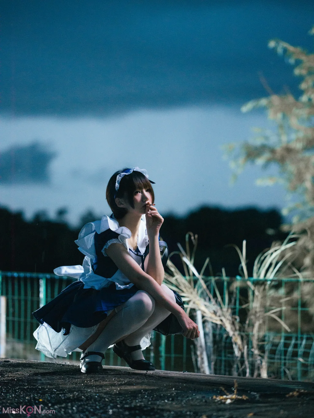 Coser@NAGISA魔物喵: メイドさんの仕事が終わったら💼 (29 photos) – Page 2