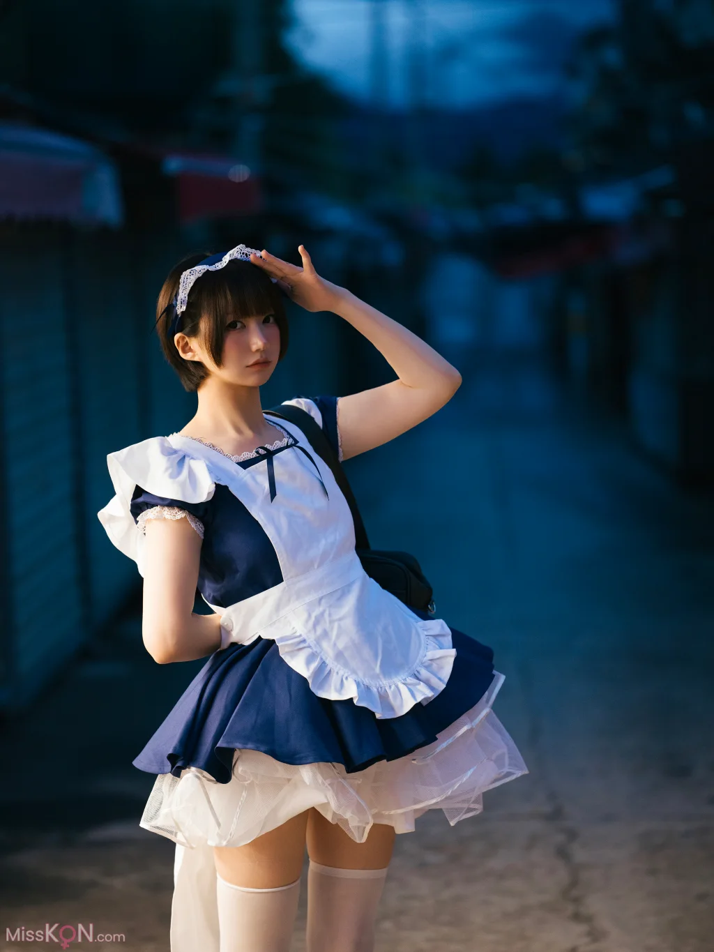 Coser@NAGISA魔物喵: メイドさんの仕事が終わったら💼 (29 photos) – Page 2