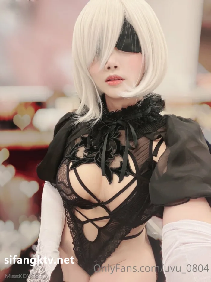 Coser@uvu_0804(小母貓貓臉LuLu): 童颜丰满性爱 各式COS换装诱惑 (162 photos + 32 videos) – Page 3