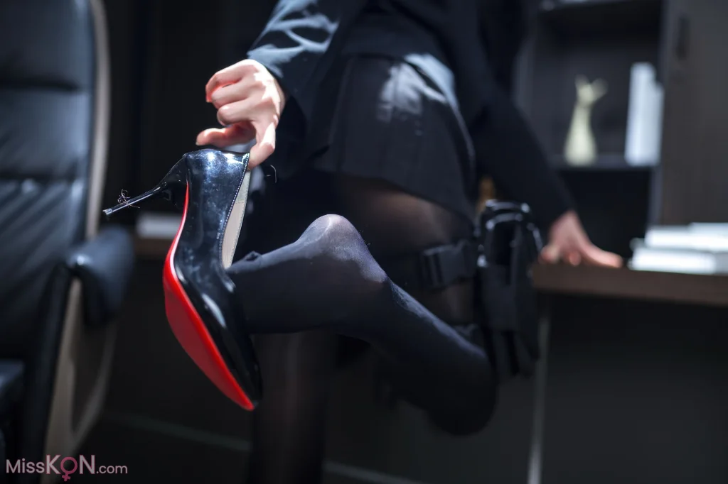Coser@九柒喵: 调月莉音 (64 photos)