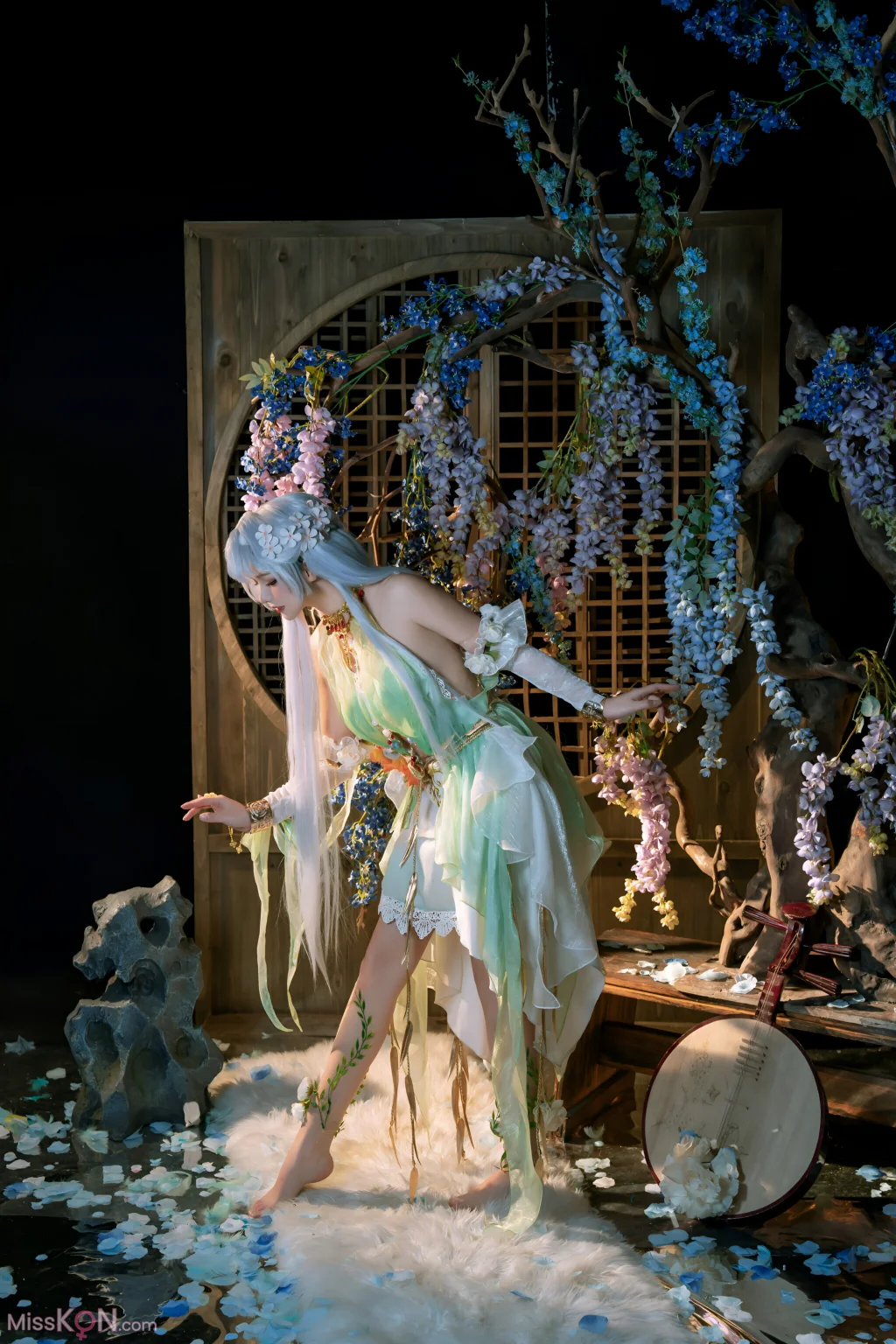 Coser@七月喵子 (qiyuemiaozi): 殷紫萍 (55 photos)