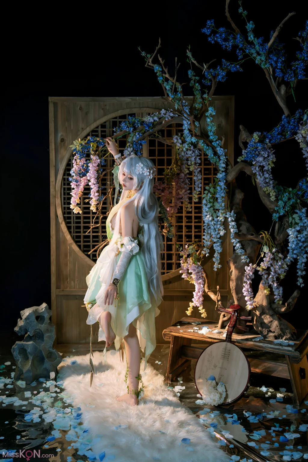 Coser@七月喵子 (qiyuemiaozi): 殷紫萍 (55 photos)