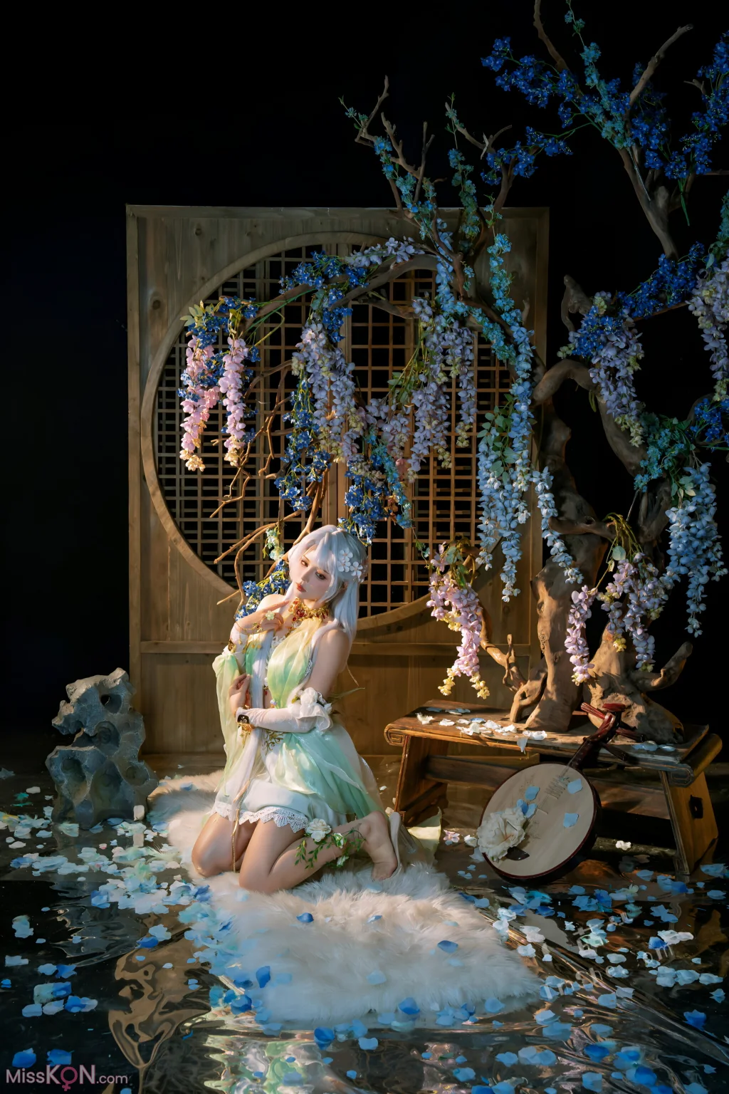 Coser@七月喵子 (qiyuemiaozi): 殷紫萍 (55 photos)