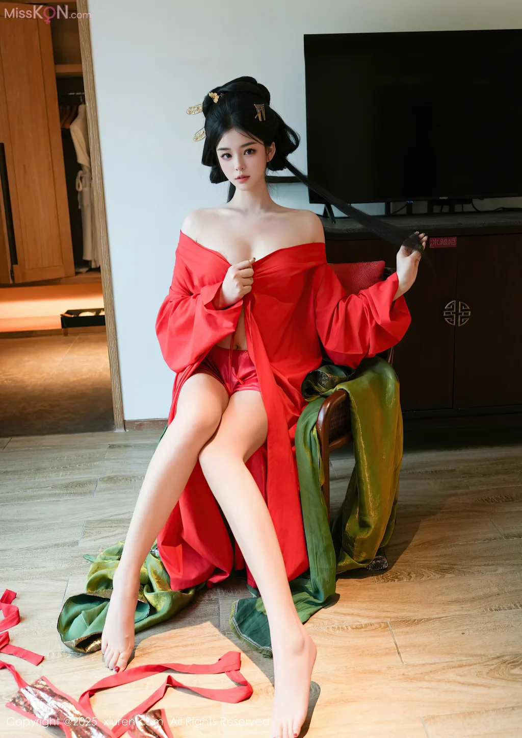 XIUREN No.10126 – 10140 (1095 photos)