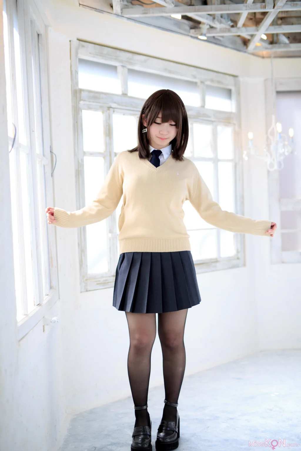 [JP] Moe Iori (伊織萌): 月曜日のあの子 (209 photos)