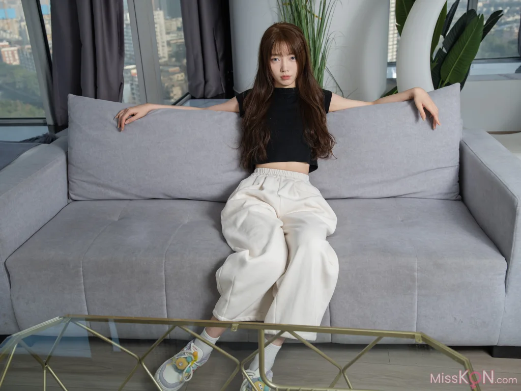 [Private Photoshoot] 潤潤: 國模 175CM 大二校花級模特 大尺度 私拍 4K (377 photos)