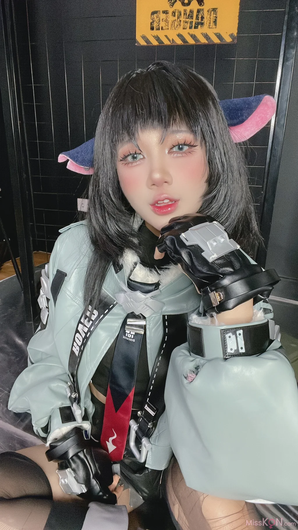 Coser@PoppaChan: Jane Doe (132 photos + 11 videos)