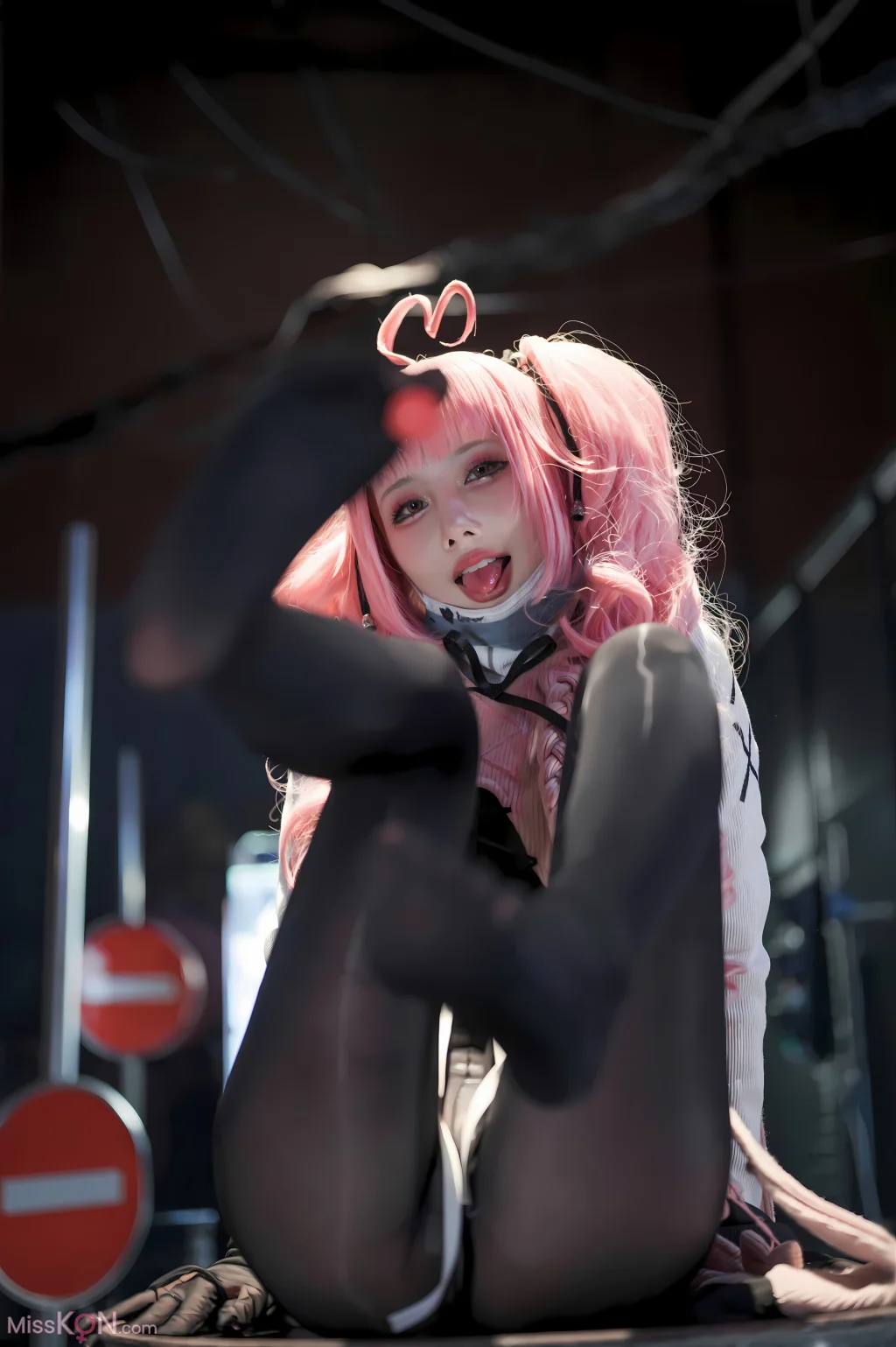 Coser@您的蛋蛋: 交错战线 粉毛卡提娜 (92 photos) – Page 3