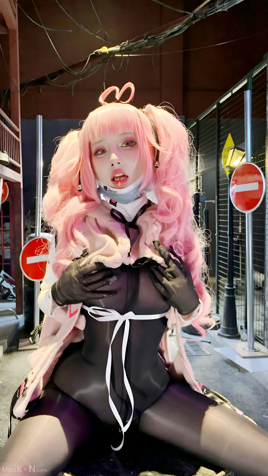 Coser@您的蛋蛋: 交错战线 粉毛卡提娜 (92 photos) – Page 4