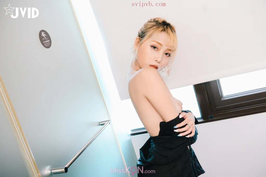 [JVID] Stacy: 粉嫩嫩的女秘書 (HQ Ver) (98 photos + 1 videos) – Page 2