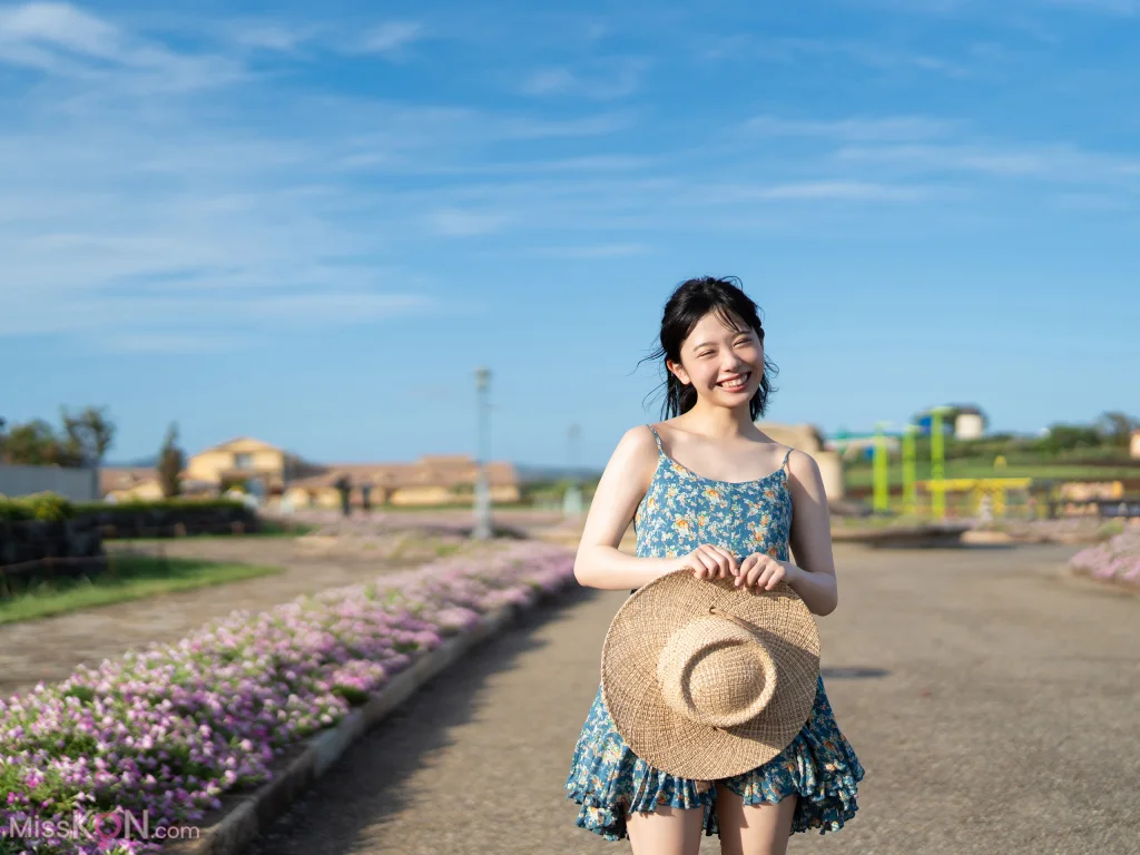 [JP] Komaki Mineshima (峰島こまき): FLASHデジタル写真集 ぜんぶ詰め込んで、夏。 (92 photos)