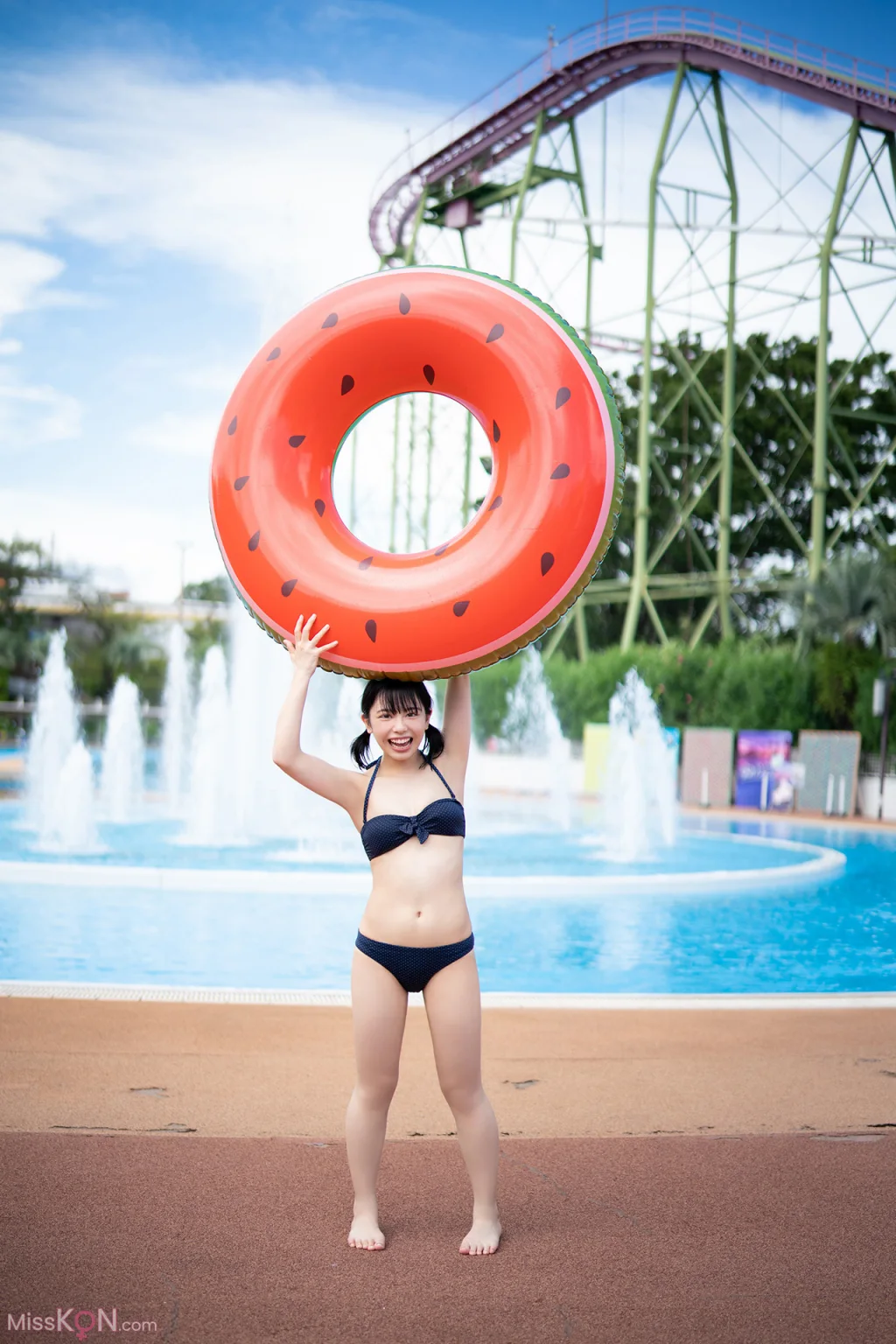 [JP] Komaki Mineshima (峰島こまき): FLASHデジタル写真集 ぜんぶ詰め込んで、夏。 (92 photos)