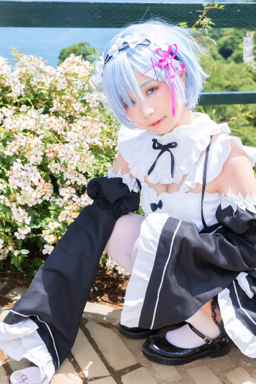 Coser@Kurumi (クルミ): 戦うメイドの休憩日 (124 photos)