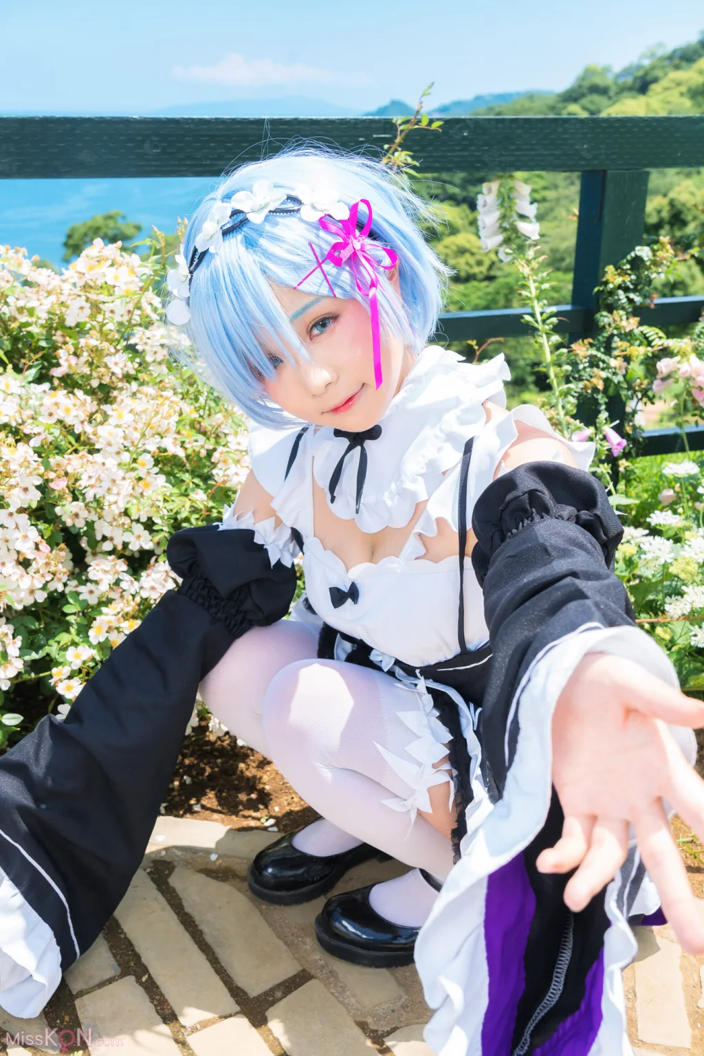 Coser@Kurumi (クルミ): 戦うメイドの休憩日 (124 photos)