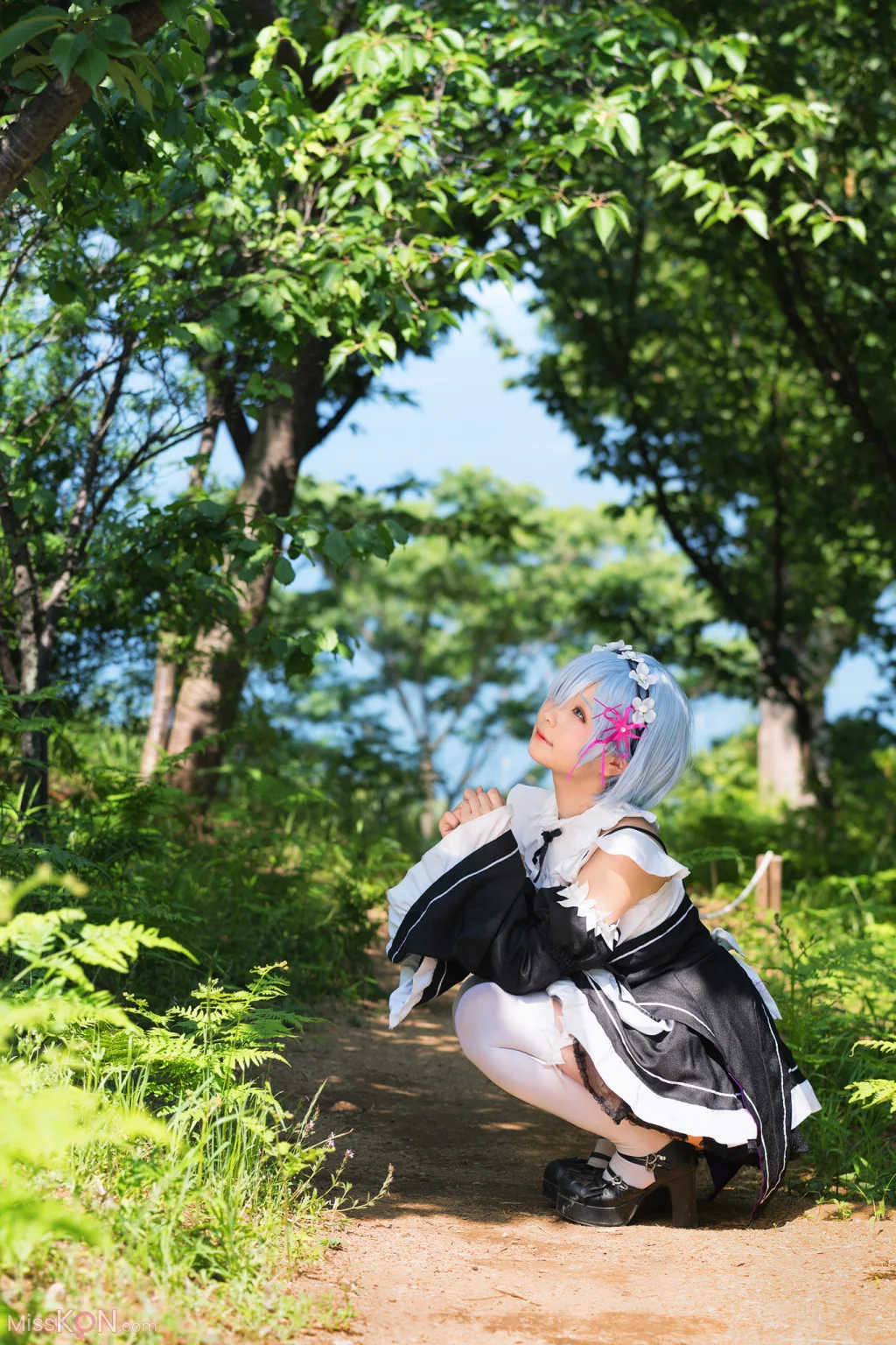 Coser@Kurumi (クルミ): 戦うメイドの休憩日 (124 photos)