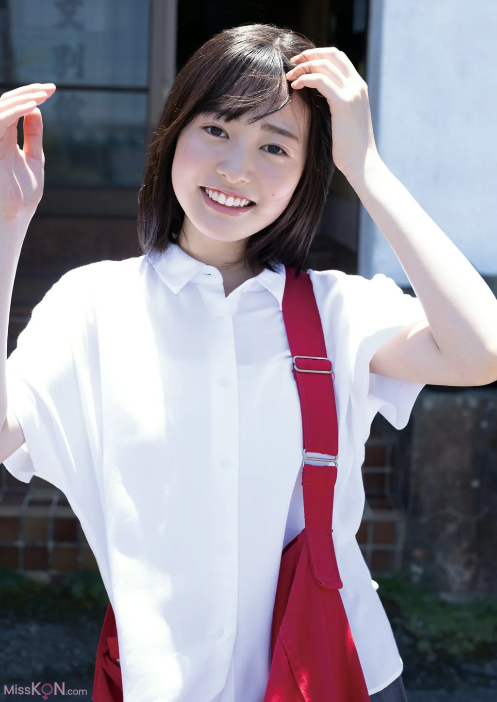 [JP] Miu Shirahama (白濱美兎):「君にハレルヤ！」 BRODYデジタル写真集 (55 photos) – Page 2
