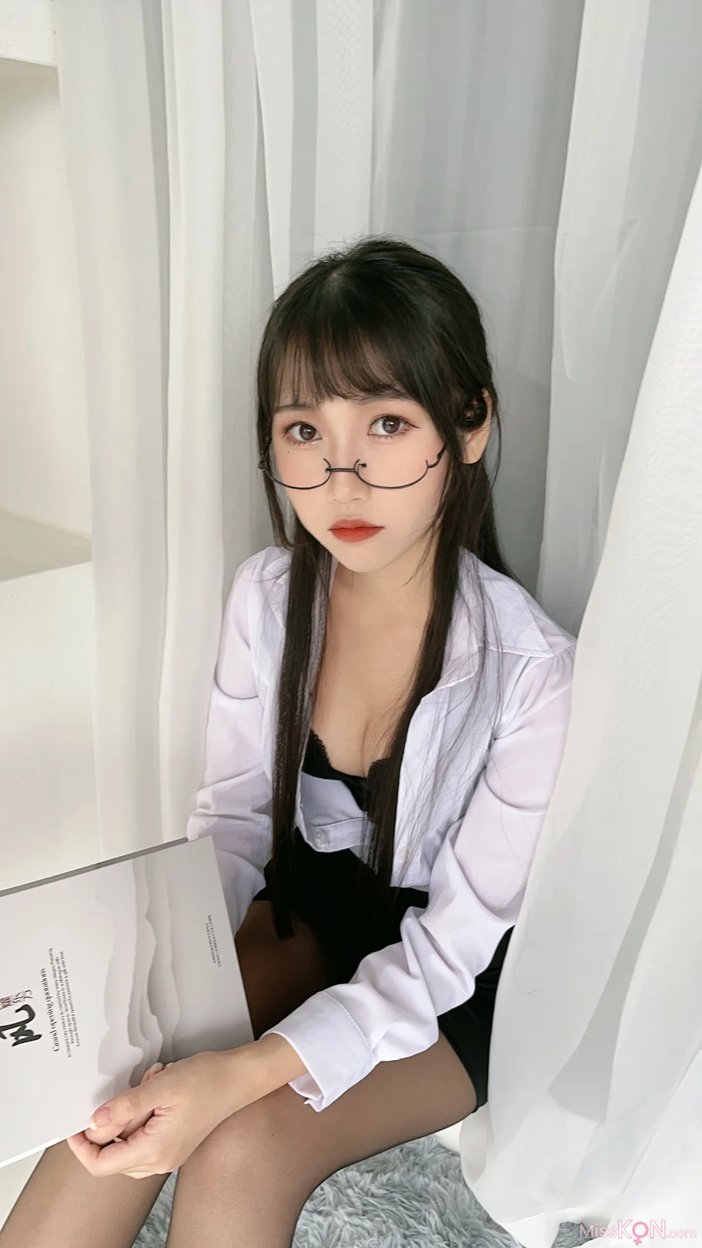 Coser@不呆猫: 黑丝包臀OL (24 photos + 5 videos) – Page 2