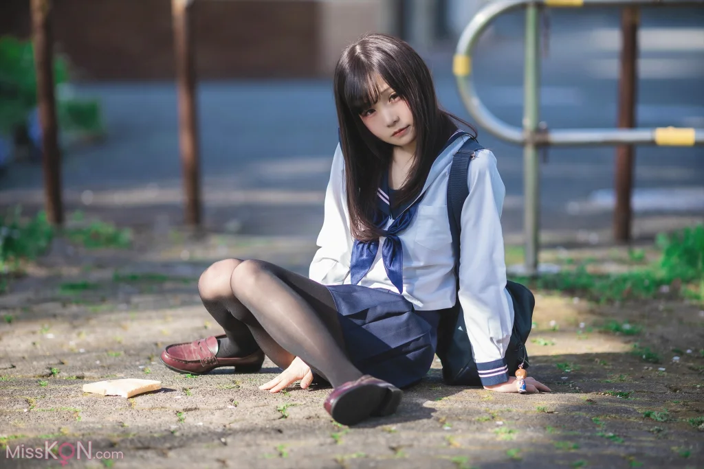 Coser@Kurumi (クルミ): 隣の席のタイツなあの子 (432 photos)