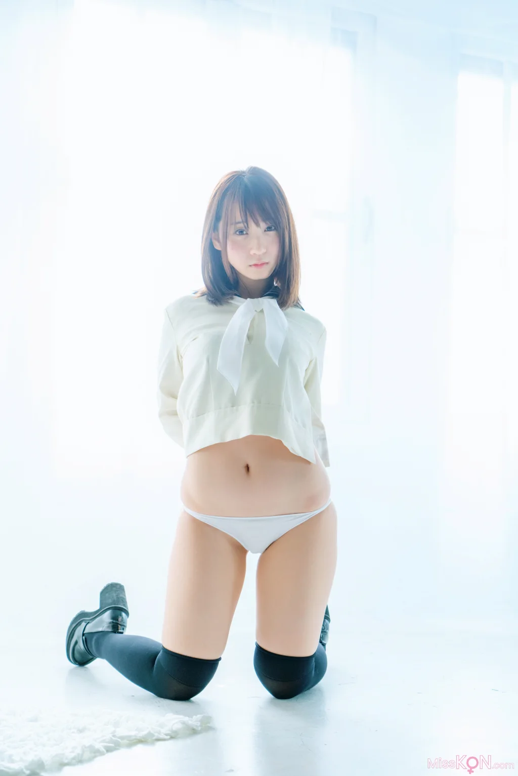 [JP] Moe Iori (伊織萌): パンツともえ大好き星人を大至急!いおりんのスカートにご招待ROM (297 photos) – Page 2