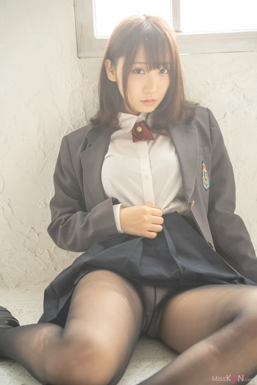 [JP] Moe Iori (伊織萌): パンツともえ大好き星人を大至急!いおりんのスカートにご招待ROM (297 photos) – Page 3